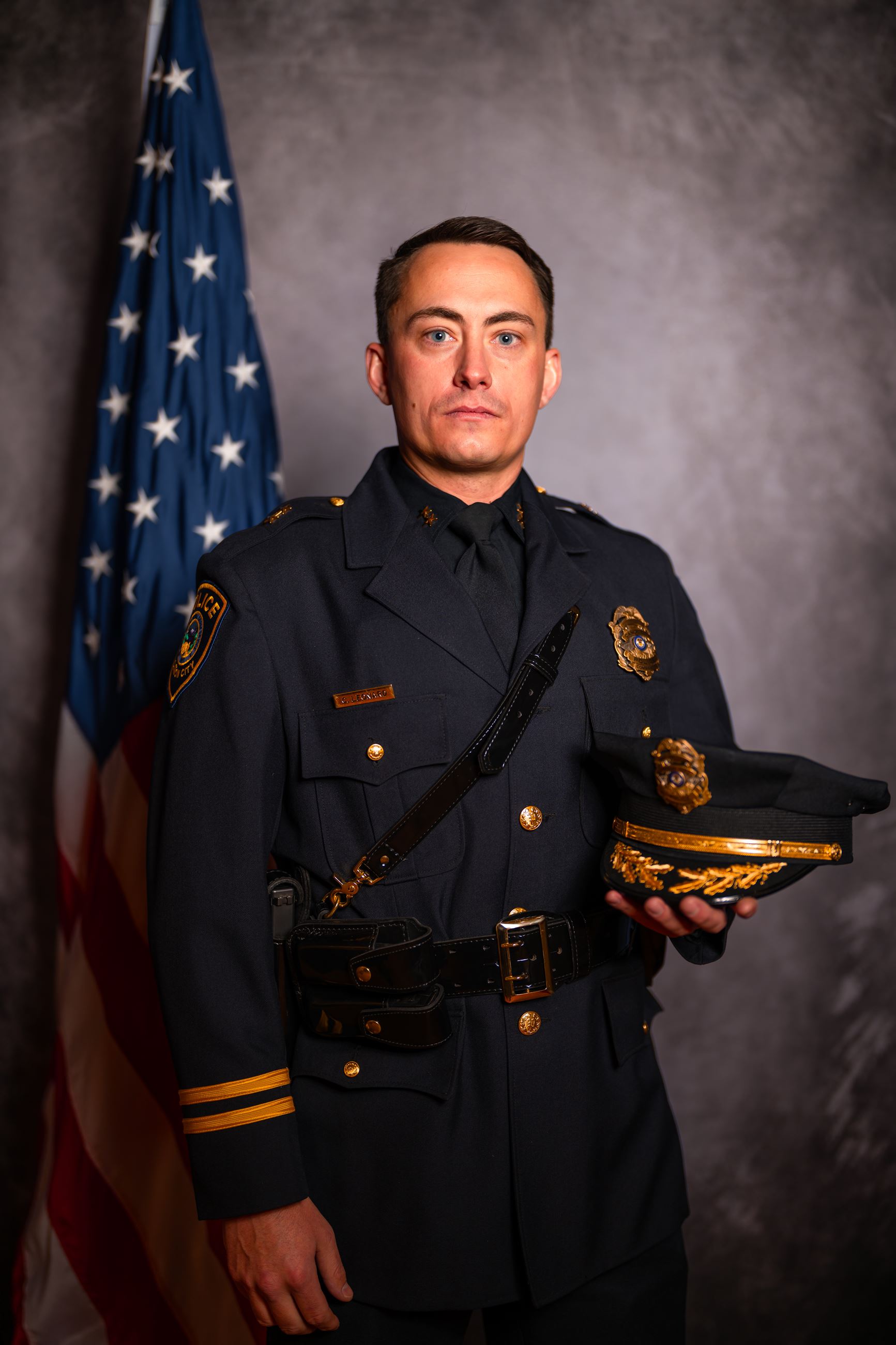 Headshot Photo of Commander Chase Leonard